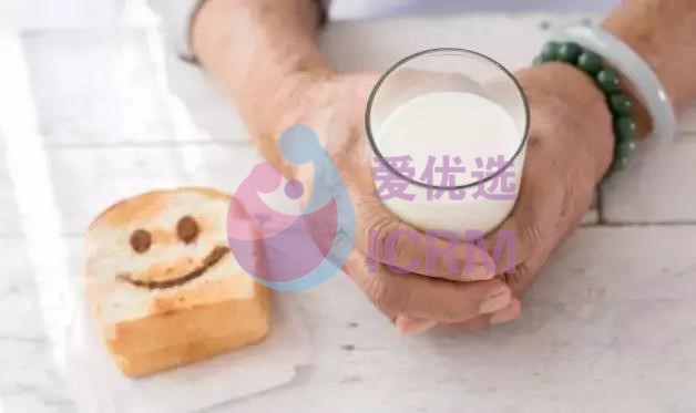 第一批“丁克族”步入中老年，他们后悔了吗?